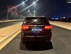 جیپ گراند شیرۆکی